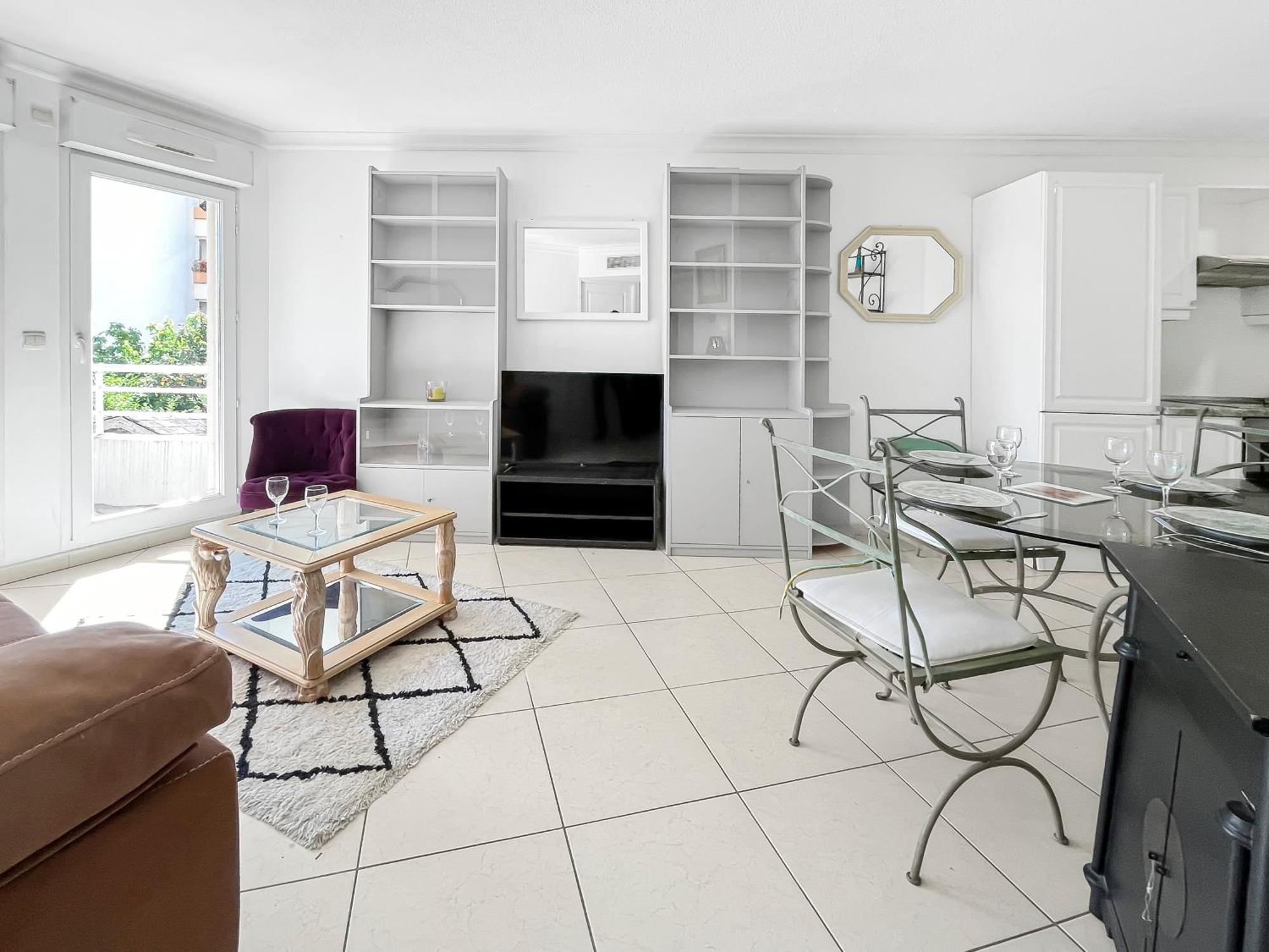 Agreable Detente Au Soleil A Antibes - Wifi - Parking Prive Zewnętrze zdjęcie