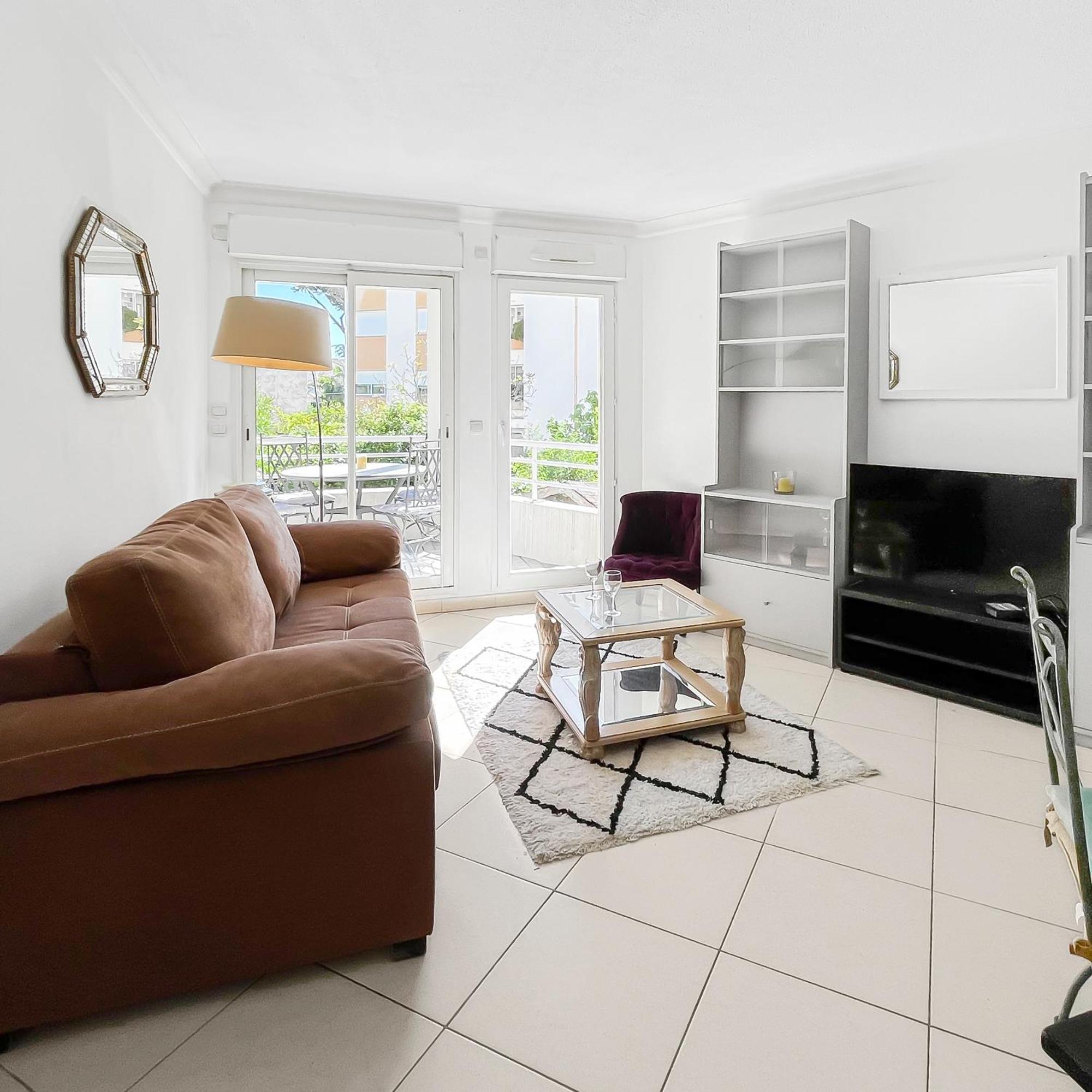 Agreable Detente Au Soleil A Antibes - Wifi - Parking Prive Zewnętrze zdjęcie